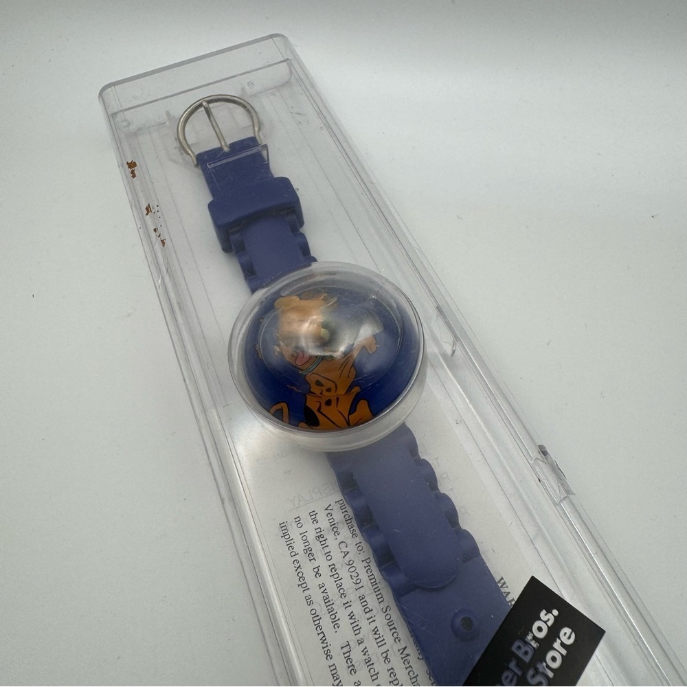 Scooby-Doo Warner Bros. Studio Store Promotional Kid's Watch Scooby w/ Hamburger - Picture 6 of 11